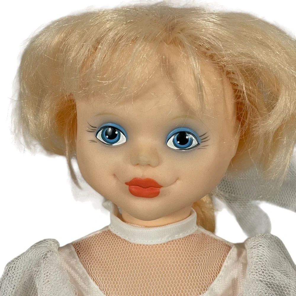 Vintage 1999 Russian Becha Blonde Blue Eye Plastic Doll With Box